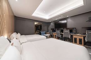From H About Hotel Chungju