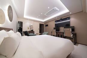 From H About Hotel Chungju
