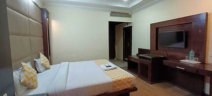 Roomshala Hotel J JOy