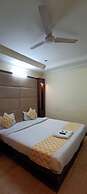 Roomshala Hotel J JOy