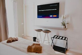 18zero2 Luxury Rooms
