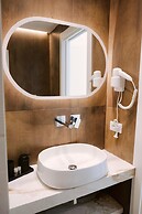18zero2 Luxury Rooms