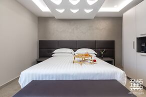 MESBEGLIA LUXURY ROOMS