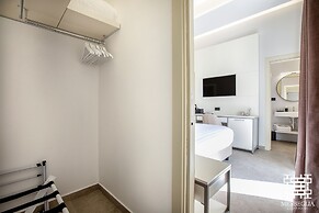 MESBEGLIA LUXURY ROOMS