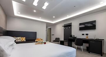 MESBEGLIA LUXURY ROOMS