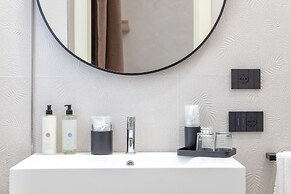 MESBEGLIA LUXURY ROOMS