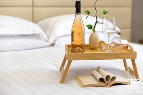 MESBEGLIA LUXURY ROOMS
