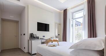 MESBEGLIA LUXURY ROOMS