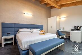 MESBEGLIA LUXURY ROOMS