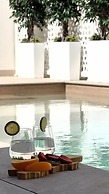 MESBEGLIA LUXURY ROOMS
