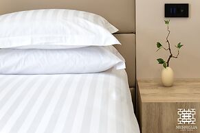 MESBEGLIA LUXURY ROOMS
