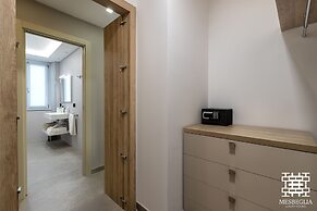MESBEGLIA LUXURY ROOMS