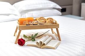 MESBEGLIA LUXURY ROOMS
