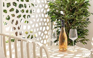 MESBEGLIA LUXURY ROOMS