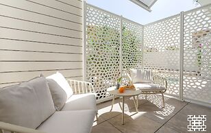 MESBEGLIA LUXURY ROOMS