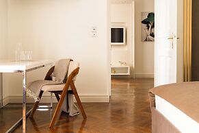 Main Square Prestige Suites -Staymoovers