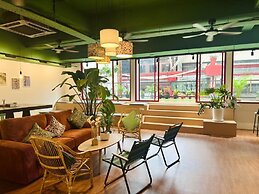 Traveller Ark Hotel & Bunks