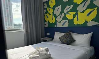 Traveller Ark Hotel & Bunks