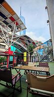 Traveller Ark Hotel & Bunks