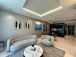 Elegant 1BR with Downtown & Burj Views