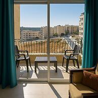 Central Family Apartment