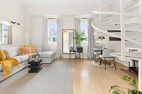 104 Hideaway Loft Studio