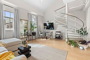 104 Hideaway Loft Studio