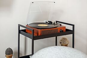 104 Hideaway Loft Studio
