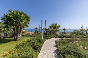 Paradise Views by Fidalsa