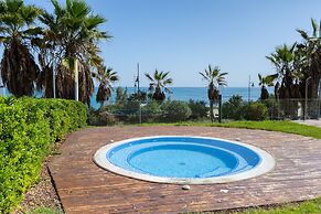 Paradise Views by Fidalsa