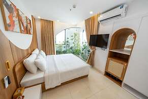 Azure Bay Hotel