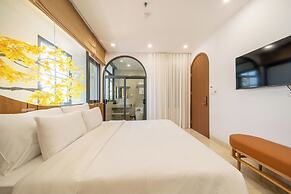 Azure Bay Hotel