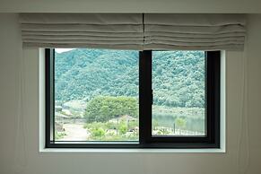 Hotel Rivmont Danyang by AANK