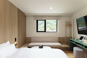 Hotel Rivmont Danyang by AANK