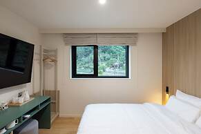 Hotel Rivmont Danyang by AANK