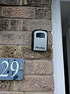 Egremont 2-br Flat With Free Parking & Wi-fi