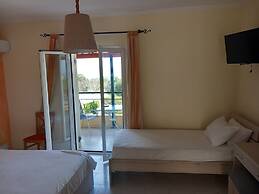 Ammos Bay