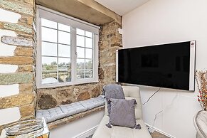 Harestones - Bridge End Mill By Guestz