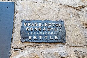 Harestones - Bridge End Mill By Guestz