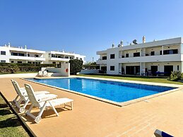 Pêra Secret Garden 2 With Pool by Homing
