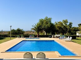 Pêra Secret Garden 2 With Pool by Homing