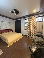 Awaraj Home Stay