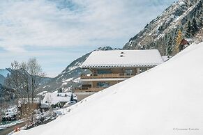 Le Cairne Residence
