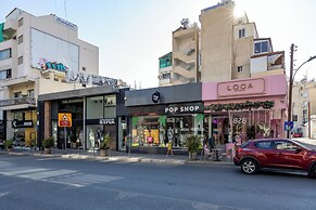 Lena Court - Spacious 3bdr, City Views