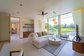 Ultra-Modern 6-Bedroom in GolfCourse PH6