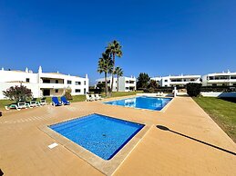 P RA SEA View With Pool by Homing