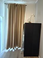 Simple 2BR Near Westbahnhof Station