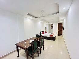 Roomshala Hotel Iotus Villa