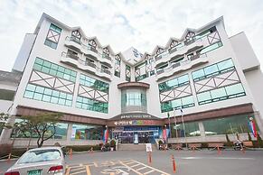 Benikea Hotel CheongDo Hot Spring