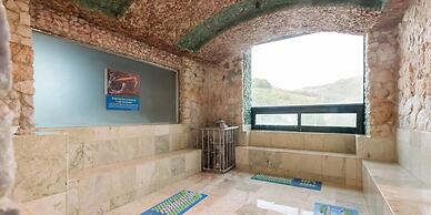 Benikea Hotel CheongDo Hot Spring